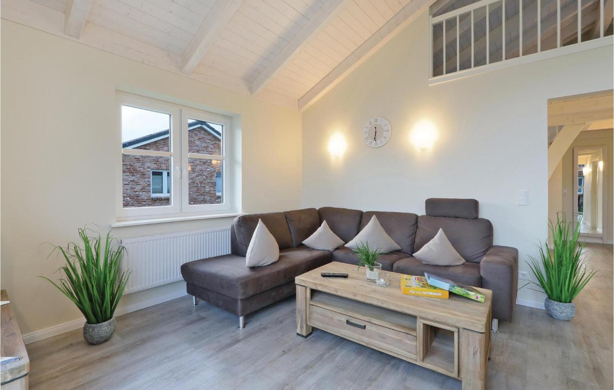 Beautiful Home In Dagebuell With Wifi Luaran gambar