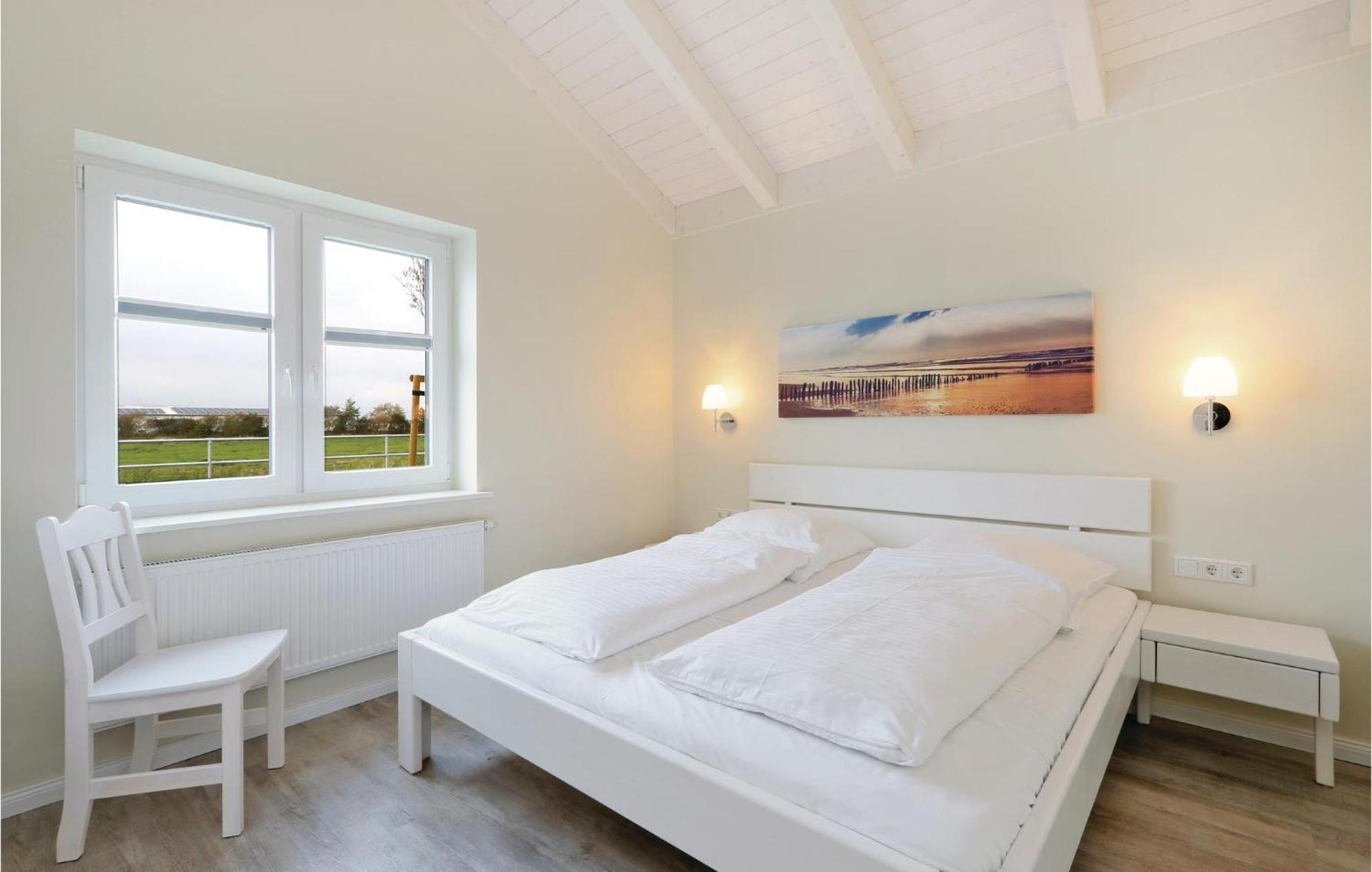 Beautiful Home In Dagebuell With Wifi Luaran gambar